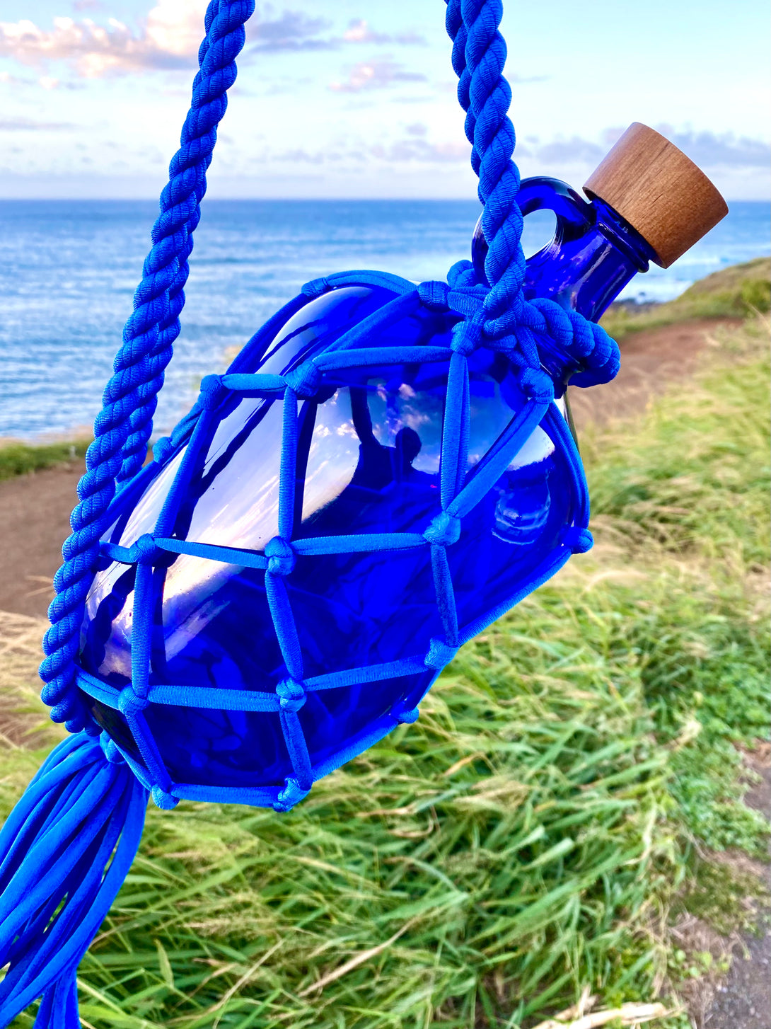 String Boottele String Bottle BackPack XL w/Tassel for 1L, 2L and 5L all in ONE! – Blue ...