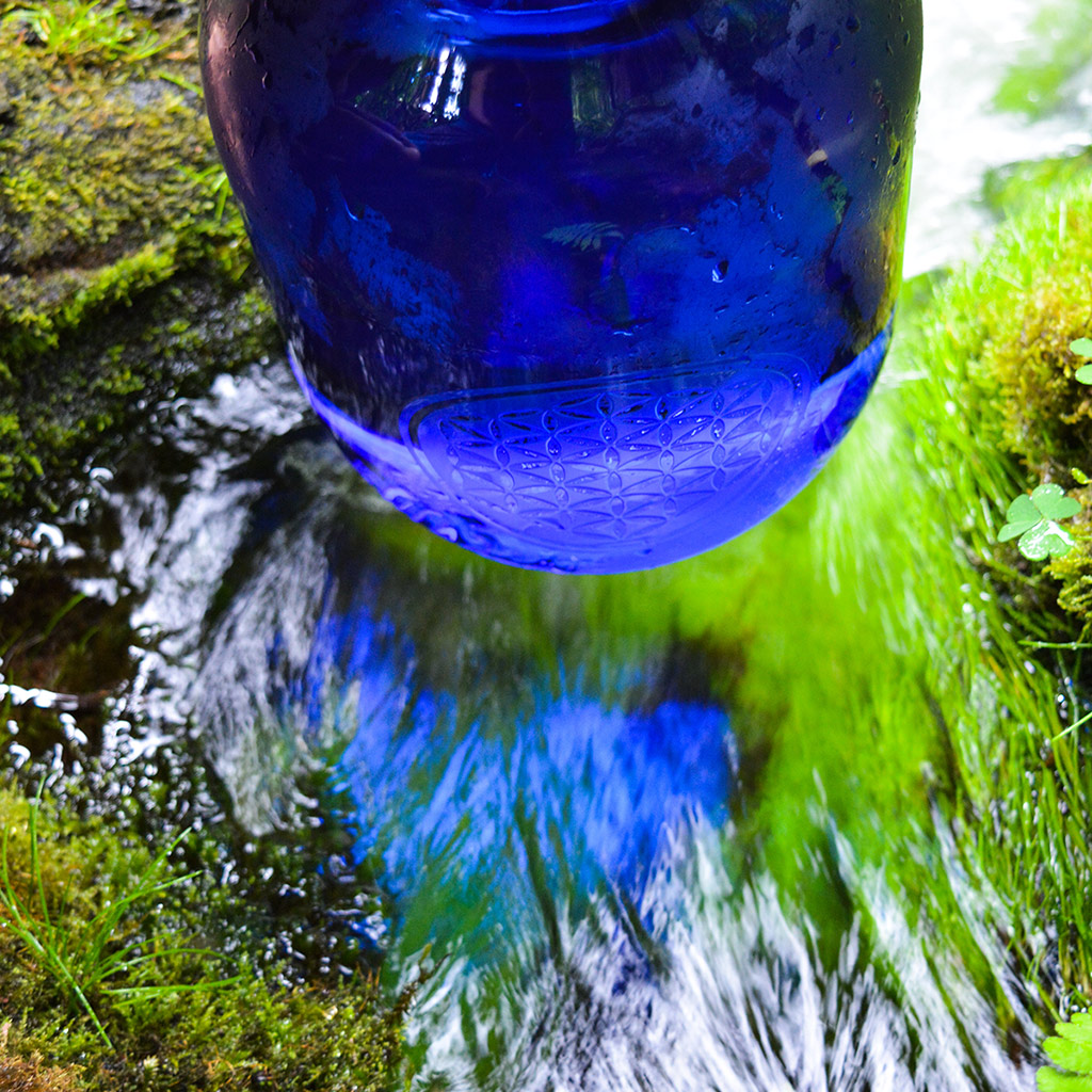 Sandblasted Dark Blue Cobalt Glass Drinking Water Bottle (Large